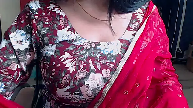 Naiaa-mylove online show from December 2025 07:28:01 AM