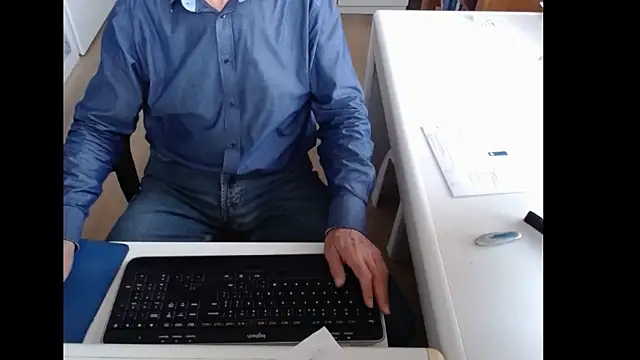 dutchpornking online show from September 2025 06:48:02 AM