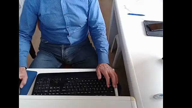 dutchpornking online show from September 2025 07:46:01 AM