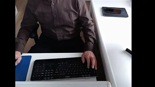 dutchpornking online show from October 2025 08:03:01 AM