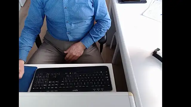 dutchpornking online show from November 2025 07:47:01 AM