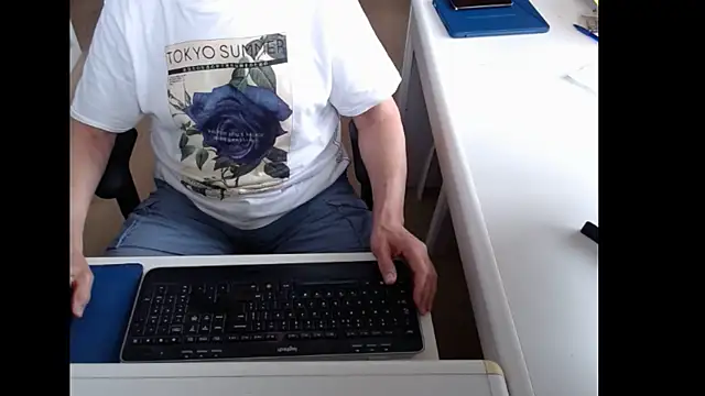dutchpornking online show from June 2026 06:36:02 AM