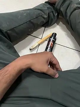 luciferdxm5 online show from February 2026 07:15:02 AM