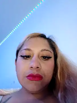 Snapshot of PokeGirld chatting on November 2025 03:29:02 AM PokeGirld online show from November 2025 03:29:02 AM