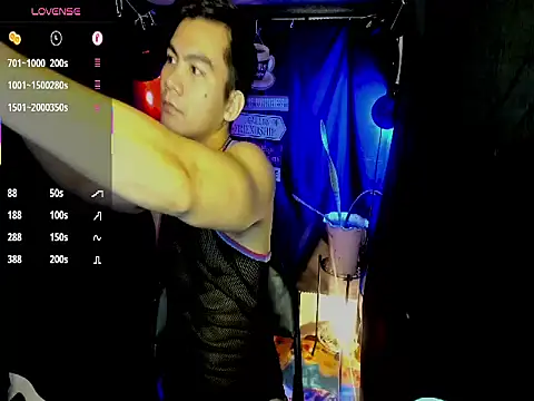 000batman000 online show from February 2026 01:11:02 PM