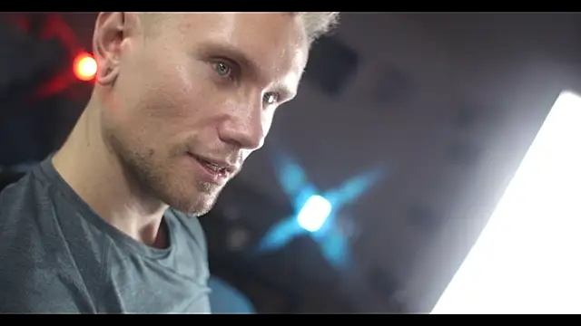 kevin-park online show from December 2024 10:40:01 PM