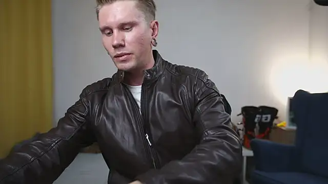 kevin-park online show from October 2025 03:20:02 PM