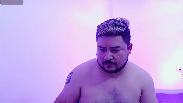 Snapshot of oso_dirty_ chatting on September 2025 06:08:01 PM oso dirty online show from September 2025 06:08:01 PM