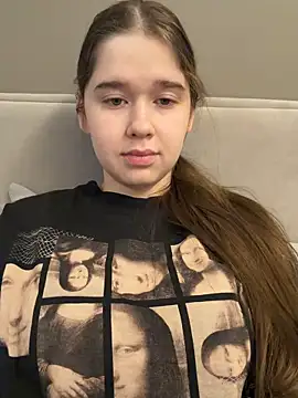 HornyGirlH online show from February 2026 05:33:02 AM