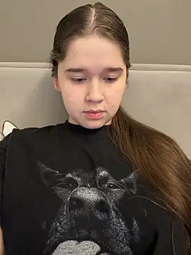 HornyGirlH online show from February 2026 02:30:01 AM