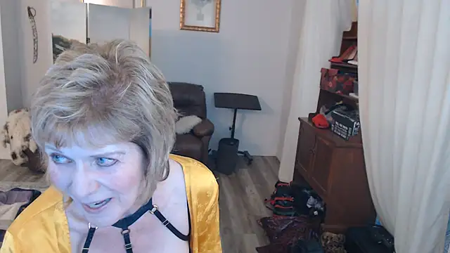 Snapshot of SindeeDix chatting on July 2026 11:07:02 PM SindeeDix online show from July 2026 11:07:02 PM
