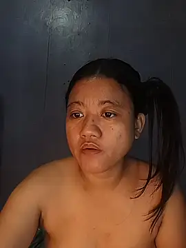 Urchanel online show from November 2025 07:49:02 PM