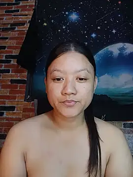 Snapshot of Urchanel chatting on May 2026 02:30:01 AM Urchanel online show from May 2026 02:30:01 AM