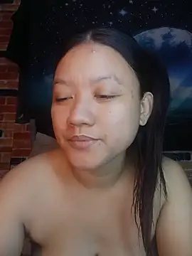 Snapshot of Urchanel chatting on June 2026 10:26:01 PM Urchanel online show from June 2026 10:26:01 PM
