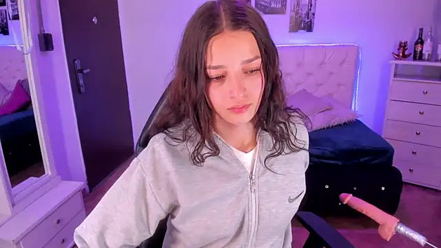 Amaia Daniells online show from January 2025 04:47:01 AM