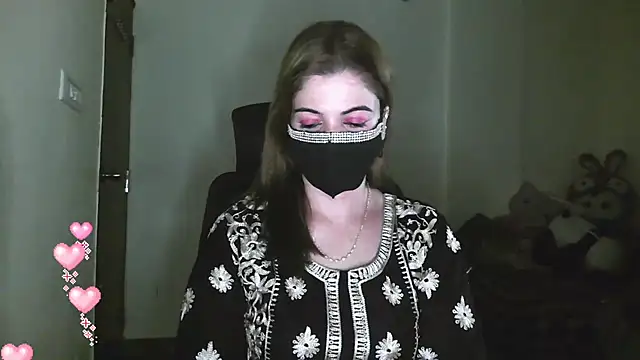 Snapshot of Cute_Sonii chatting on April 2026 12:37:01 PM Cute Sonii online show from April 2026 12:37:01 PM