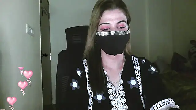 Snapshot of Cute_Sonii chatting on May 2026 12:02:01 PM Cute Sonii online show from May 2026 12:02:01 PM