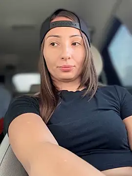 YOUR-KARINA online show from February 2025 08:39:01 AM