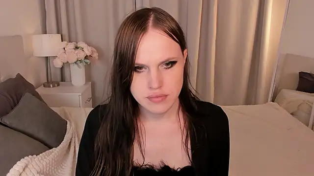 EffieMinki online show from February 2026 10:21:01 PM