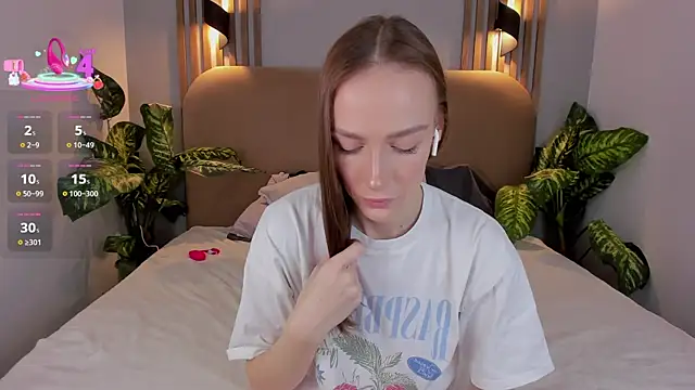 Kira Quinn online show from November 2025 06:35:01 AM