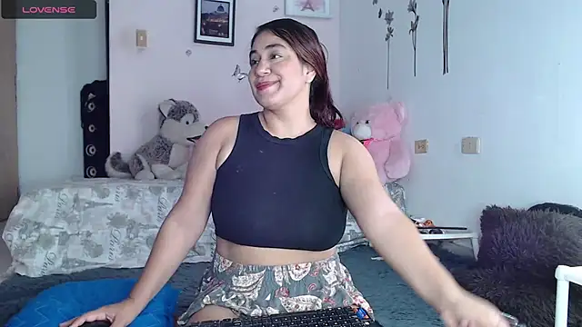 emiligrey  online show from December 2024 05:11:02 AM