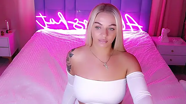 AllwaysHotJ online show from October 2025 03:10:02 AM