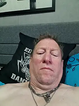 Snapshot of tomtom111111 chatting on June 2026 10:09:01 AM tomtom111111 online show from June 2026 10:09:01 AM