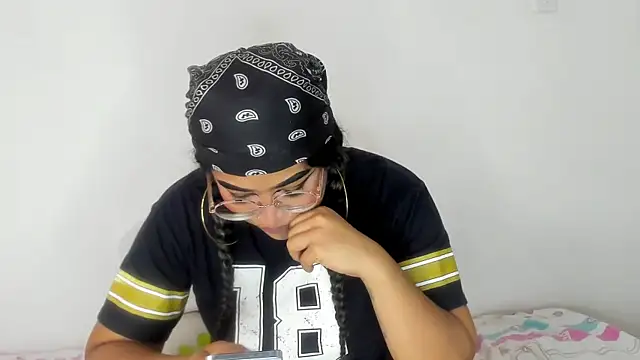 Snapshot of moana_taylor chatting on February 2025 04:36:02 PM moana taylor online show from February 2025 04:36:02 PM