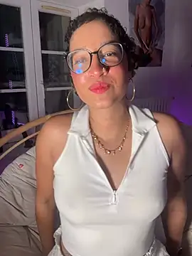 Lauyako online show from July 2026 09:45:02 PM