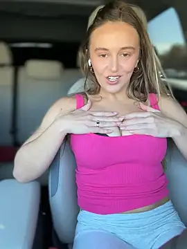 lunagirl13 online show from September 2025 05:03:02 PM