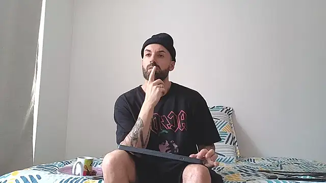 Snapshot of MattxFeet chatting on March 2026 03:12:02 PM MattxFeet online show from March 2026 03:12:02 PM