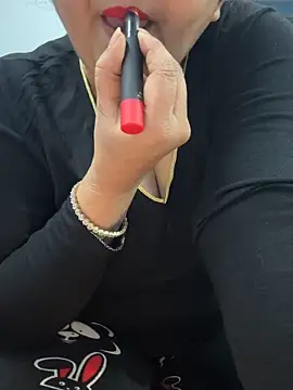 Preet Kaur 69 online show from December 2025 06:25:02 PM