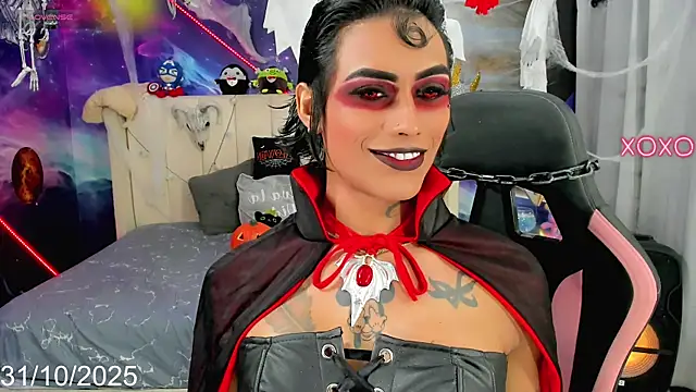 Snapshot of Nella_Dolls chatting on October 2025 10:49:02 AM Nella Dolls online show from October 2025 10:49:02 AM