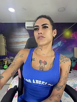 Snapshot of Nella_Dolls chatting on July 2026 01:43:02 AM Nella Dolls online show from July 2026 01:43:02 AM