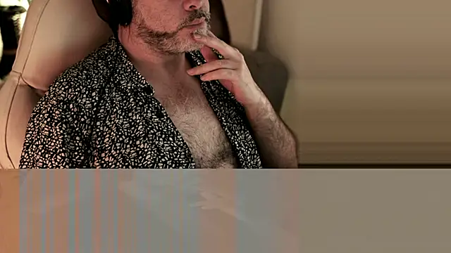 Sanders White online show from December 2024 04:12:01 AM