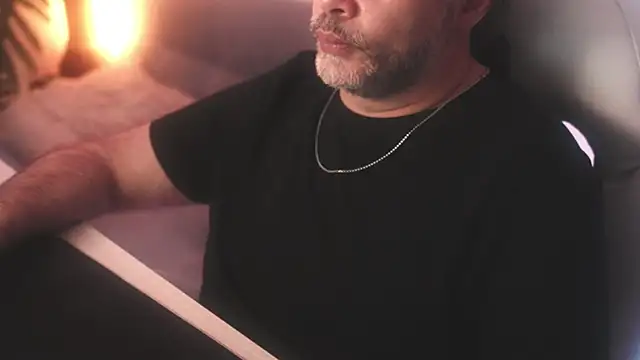 Sanders White online show from March 2025 09:33:02 AM