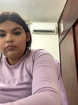 Lia sexx online show from October 2025 07:10:02 PM