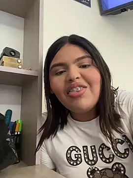 Snapshot of Lia_sexx chatting on May 2026 07:11:01 PM Lia sexx online show from May 2026 07:11:01 PM