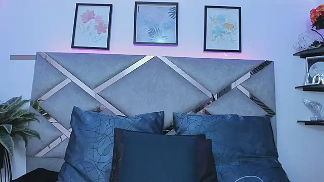 Keidy rose online show from November 2025 07:14:01 PM