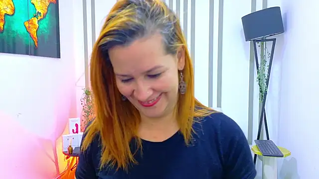 Britney taylor  online show from December 2025 08:47:02 PM