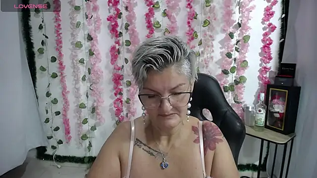 bety-cum2 online show from February 2025 09:24:01 AM