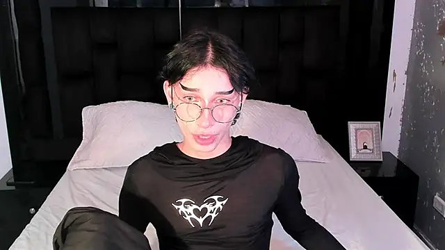 AndyWiilliams online show from February 2025 08:57:01 PM