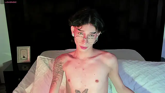 AndyWiilliams online show from February 2025 11:58:02 PM