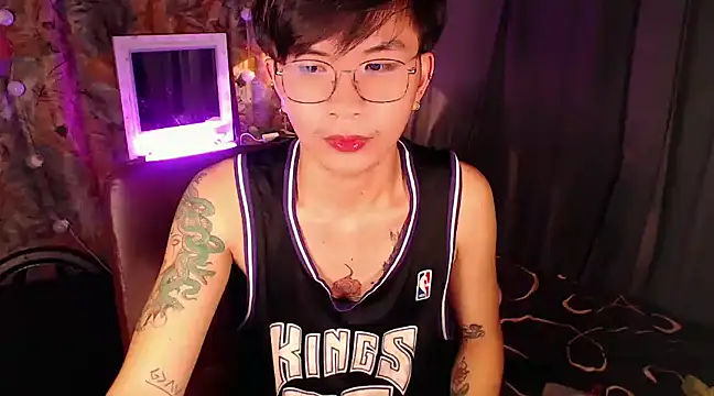 Sexy Handsome Drex online show from December 2024 08:27:01 AM