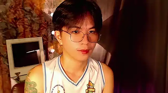 Sexy Handsome Drex online show from December 2024 11:22:02 AM