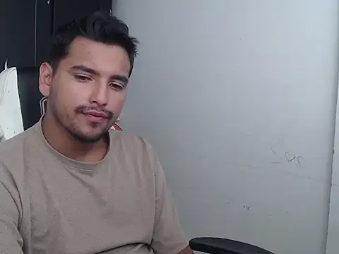 kylian 07 online show from February 2026 06:29:02 PM