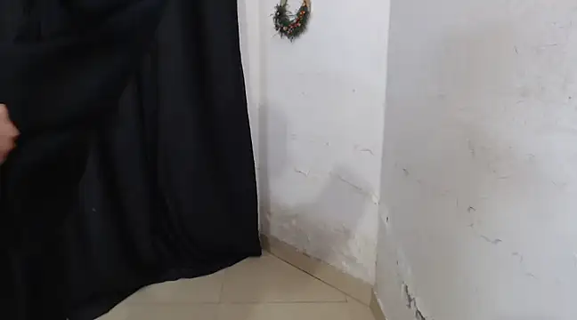 Snapshot of sweet-alia chatting on January 2025 05:13:01 PM sweet-alia online show from January 2025 05:13:01 PM