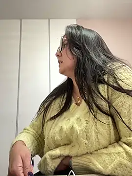 SWEETLILY18 online show from January 2025 03:27:01 PM