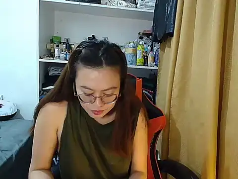 crizzybel online show from March 2026 07:10:01 PM