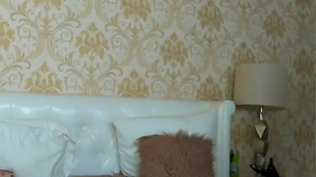 Snapshot of GiannaElliss chatting on January 2025 07:15:01 AM GiannaElliss online show from January 2025 07:15:01 AM